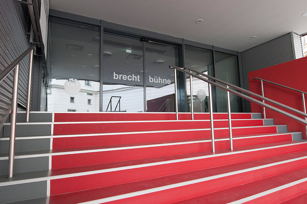 Brechtb&uuml;hne